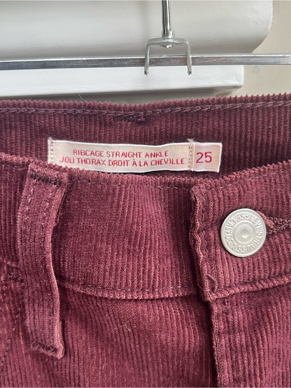 Levi’s Ribcage Jeans - Picture 5 of 5